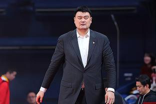 克瓦拉茨赫利亚当选2023年格鲁吉亚足球先生，已经连续四年当选